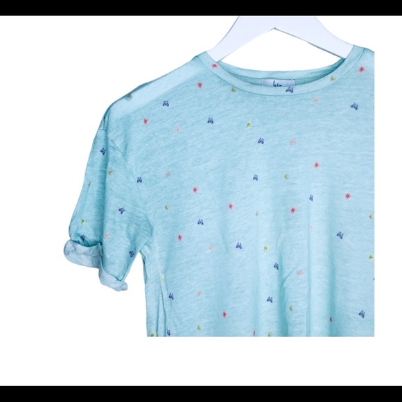 KIZ Butterfly Dainty Print Crop Tee/Top With Scoop Neck Mint Green Size Small - Picture 3 of 8